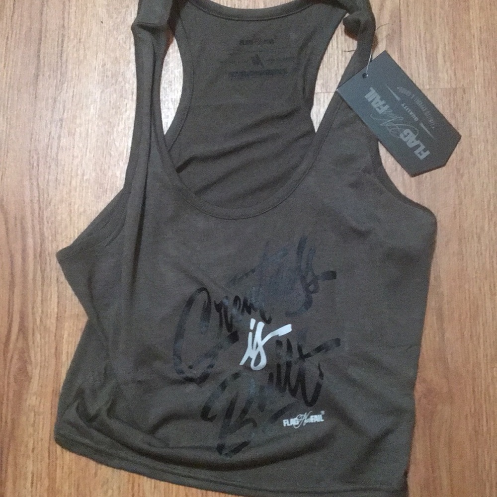 NWT Flag nor Fail crop